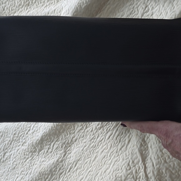 Louis Vuitton Epi Speedy 30 - Picture 14 of 14